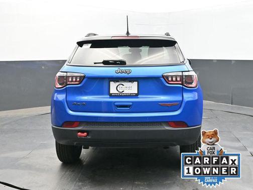 Hydro Blue Pearlcoat 2025 Jeep Compass Trailhawk