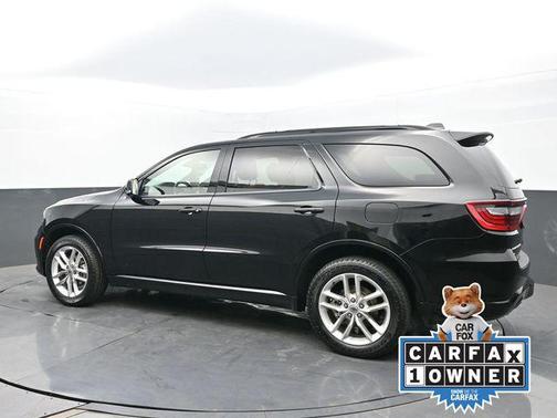 DB Black Crystal Clearcoat 2024 Dodge Durango GT Plus