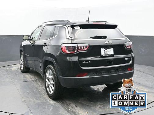 2023 Jeep Compass Latitude Lux