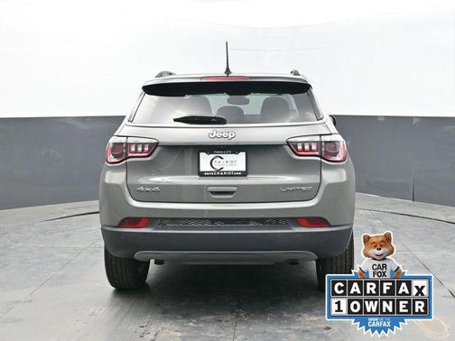 Sting-Gray Clearcoat 2024 Jeep Compass Limited
