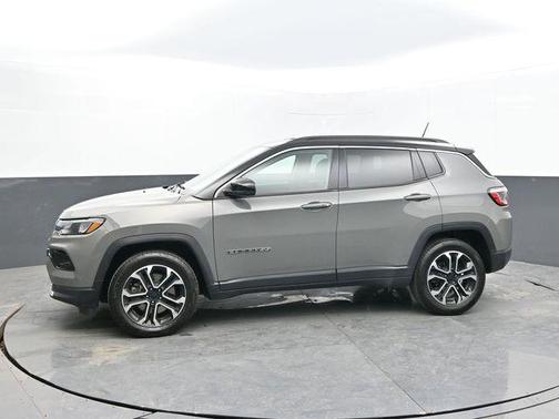 Sting-Gray Clearcoat 2024 Jeep Compass Limited
