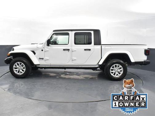 2023 Jeep Gladiator Sport S