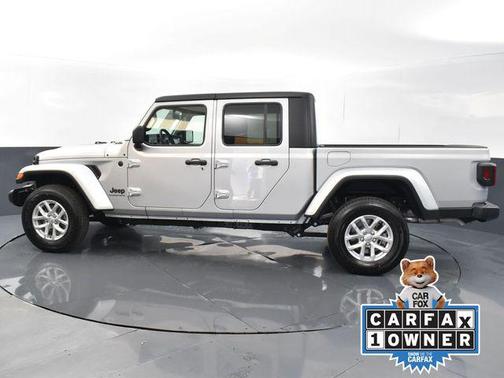2023 Jeep Gladiator Sport S