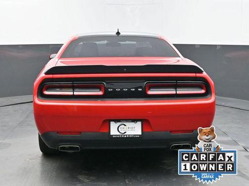 2018 Dodge Challenger SXT