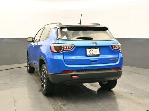 Hydro Blue Pearlcoat 2026 Jeep Compass Trailhawk