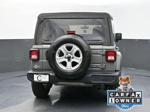2022 Jeep Wrangler Sport S