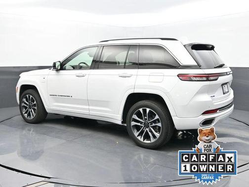 2022 Jeep Grand Cherokee 4xe Overland