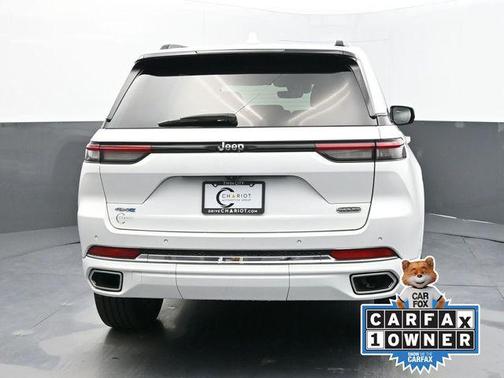 2022 Jeep Grand Cherokee 4xe Overland