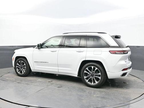 2023 Jeep Grand Cherokee Overland