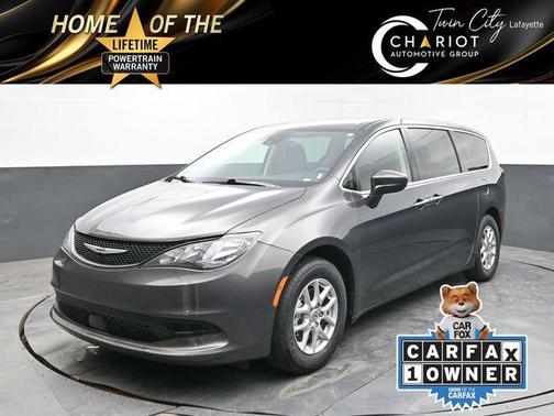 Granite Crystal Metallic Clearcoat 2023 Chrysler Voyager LX