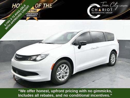 2025 Chrysler Voyager LX