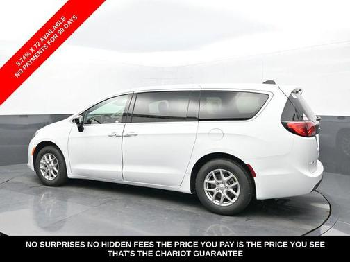 2026 Chrysler Voyager LX