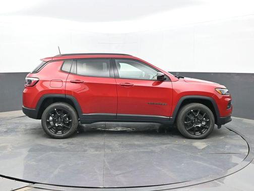 Red Hot Pearlcoat 2026 Jeep Compass Latitude