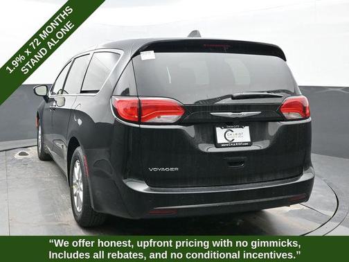 2026 Chrysler Voyager LX