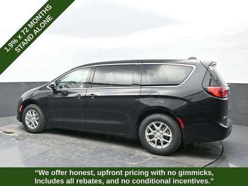 2026 Chrysler Voyager LX