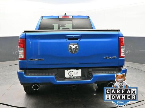Hydro Blue Pearlcoat 2022 RAM 1500 Big Horn/Lone Star