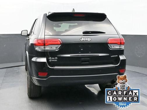 2022 Jeep Grand Cherokee Laredo