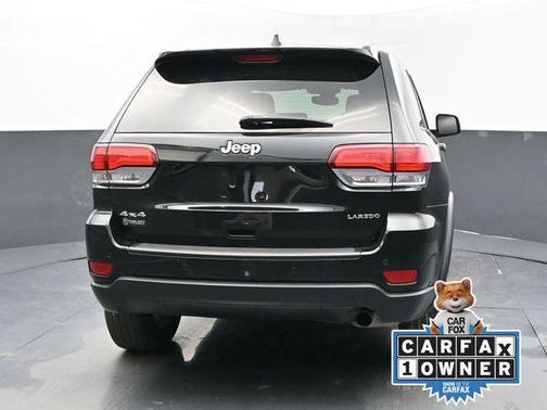 2022 Jeep Grand Cherokee Laredo