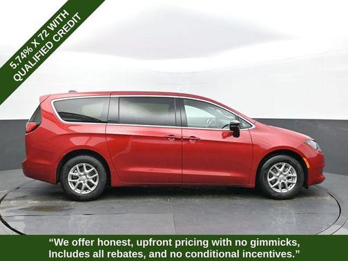 2026 Chrysler Voyager LX