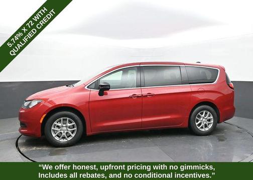 2026 Chrysler Voyager LX