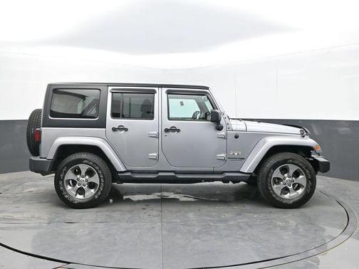 Billet Silver Metallic Clearcoat 2018 Jeep Wrangler JK Unlimited Sahara