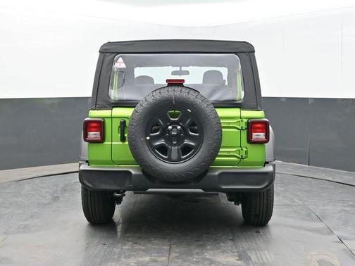 Mojito Clearcoat 2026 Jeep Wrangler Sport