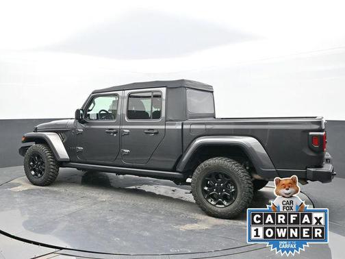 2023 Jeep Gladiator Willys