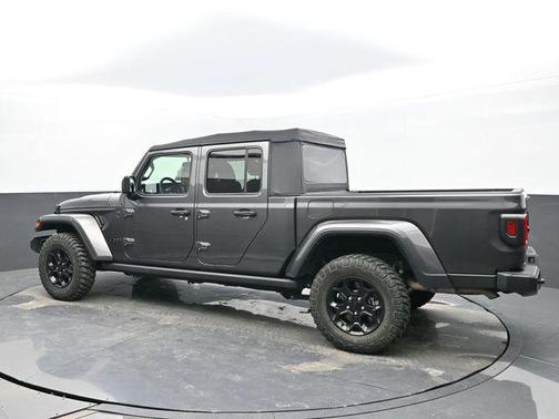 2023 Jeep Gladiator Willys