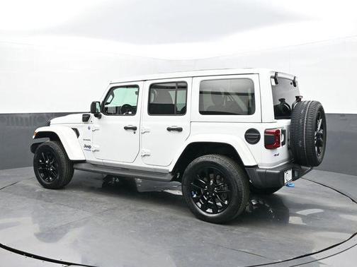 2022 Jeep Wrangler Unlimited 4xe Sahara