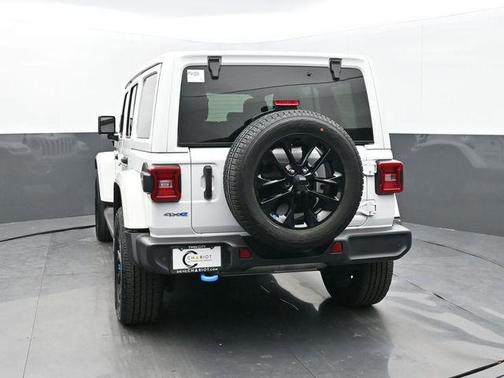2022 Jeep Wrangler Unlimited 4xe Sahara