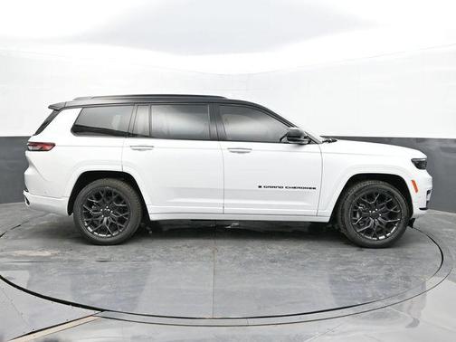 2025 Jeep Grand Cherokee L Summit