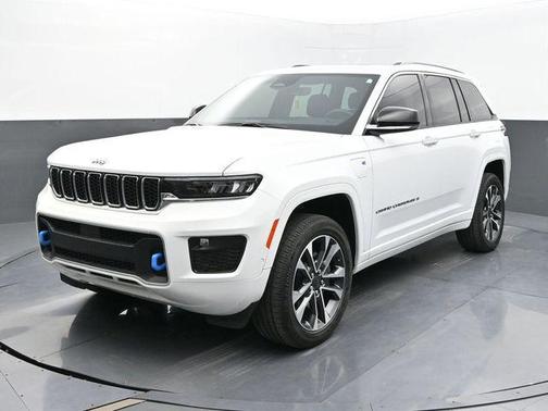 2022 Jeep Grand Cherokee 4xe Overland