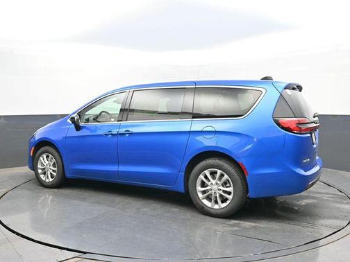 Hydro Blue Pearlcoat 2027 Chrysler Pacifica L