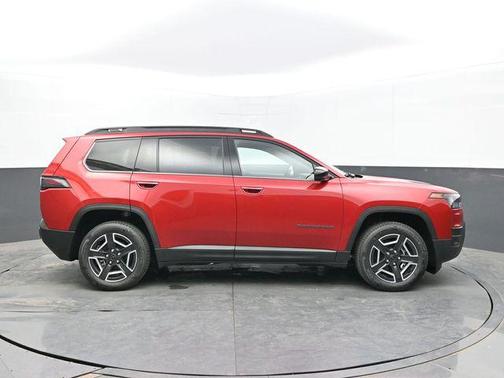 Red Hot Pearlcoat 2026 Jeep Cherokee Limited