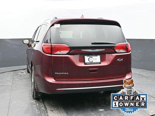 2018 Chrysler Pacifica Touring-L Plus