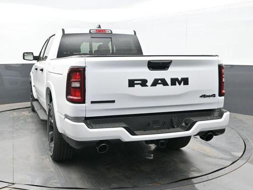 Bright White Clearcoat 2026 RAM 1500 Big Horn/Lone Star