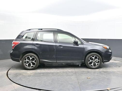 2016 Subaru Forester 2.5i