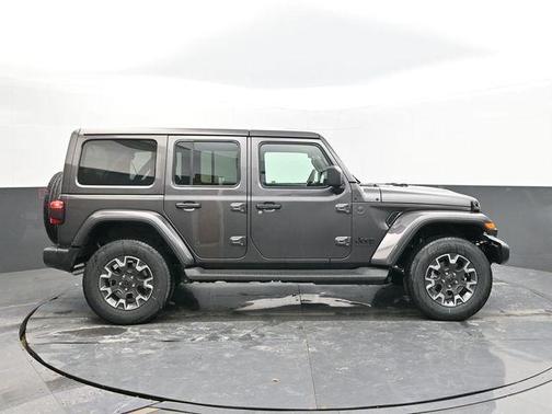 2026 Jeep Wrangler 4-Door Sahara 4x4