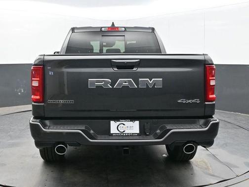 Granite Crystal Metallic Clearcoat 2026 RAM 1500 Big Horn/Lone Star