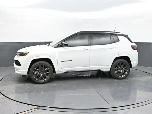 Bright White Clearcoat 2025 Jeep Compass Limited