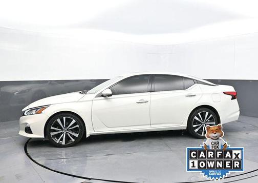 2022 Nissan Altima 2.5 Platinum