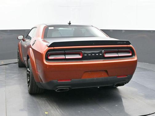 2022 Dodge Challenger R/T Scat Pack Widebody