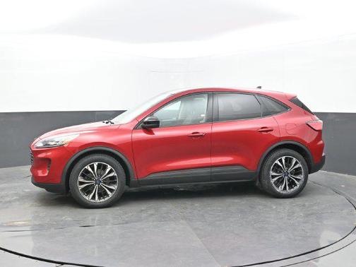 Red Metallic 2022 Ford Escape SE