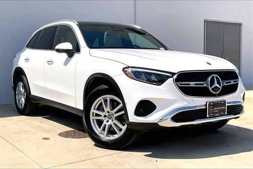 2023 Mercedes-Benz GLC 300 