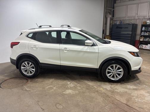 2017 Nissan Rogue Sport SV