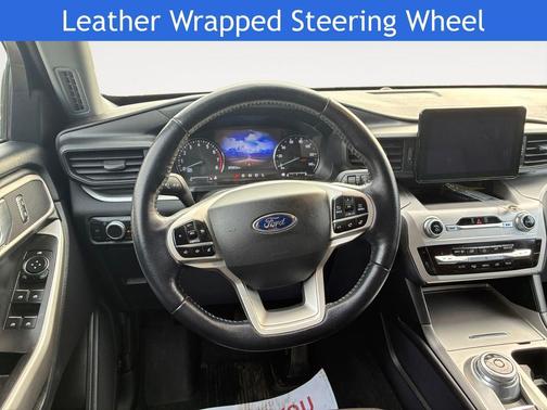 Gray Metallic 2022 Ford Explorer XLT