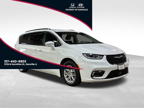 2021 Chrysler Pacifica Touring-L