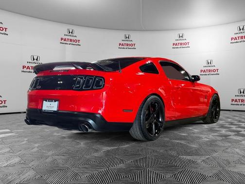 2011 Ford Mustang GT Premium