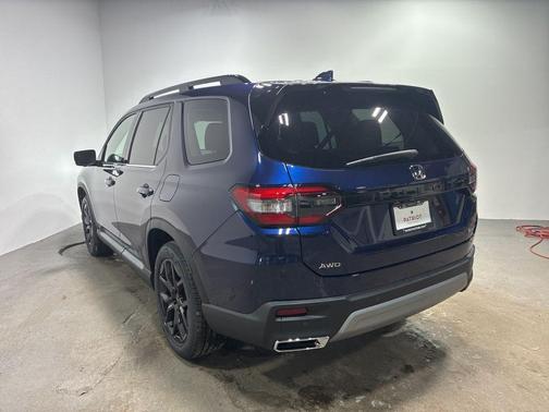 2025 Honda Pilot Touring+