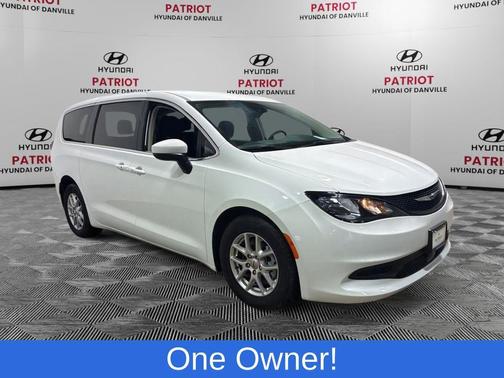 2023 Chrysler Voyager LX